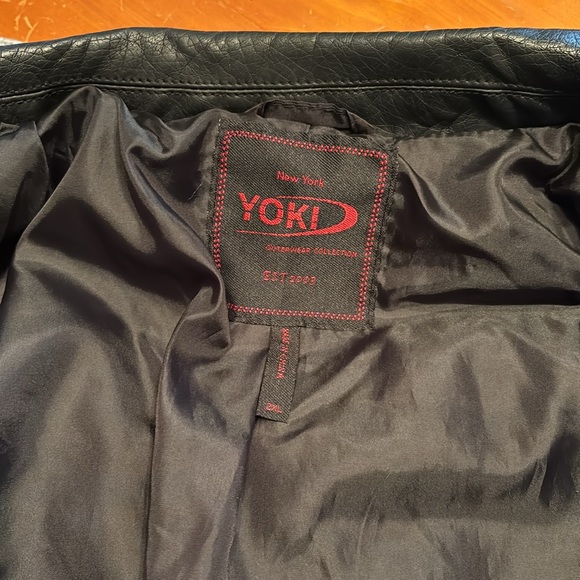 Yoki Jacket Outerware Collection est 2003 - Picture 3 of 4
